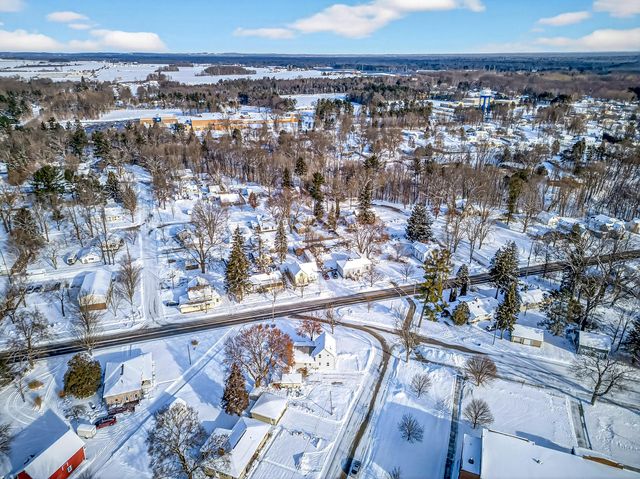 4905 Knudsen Street, Montague City, MI 49437