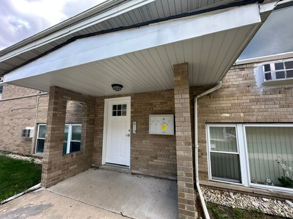 1910 S 16th Avenue, Broadview, IL 60155 — photo 3