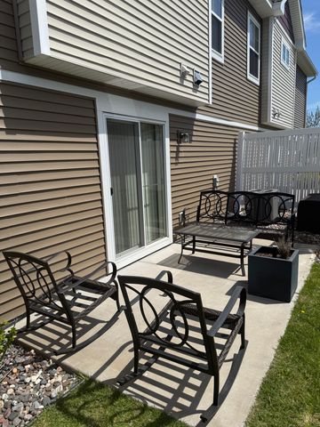 7238 Dora Drive, Hugo, MN 55038