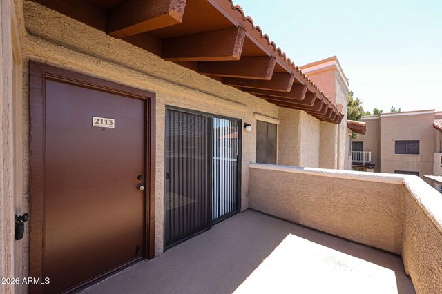 5757 W EUGIE Avenue W 2113, Glendale, AZ 85304