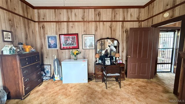 204 Ashurst Avenue, Tallassee, AL 36078