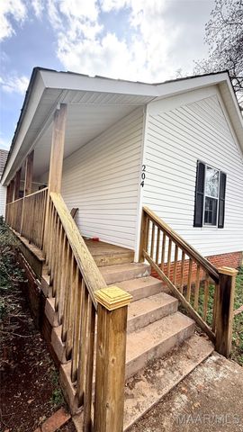 204 Ashurst Avenue, Tallassee, AL 36078