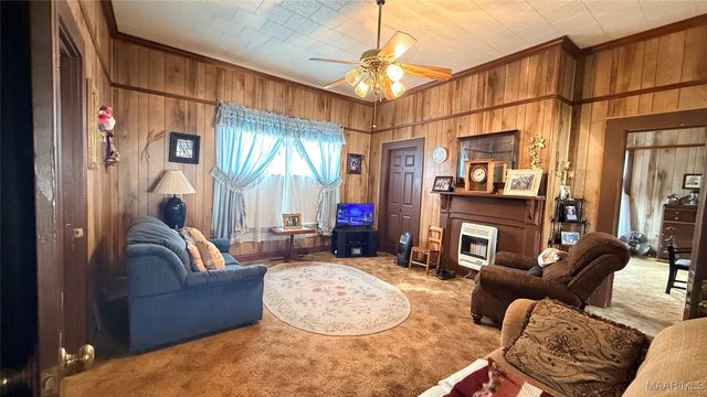 204 Ashurst Avenue, Tallassee, AL 36078