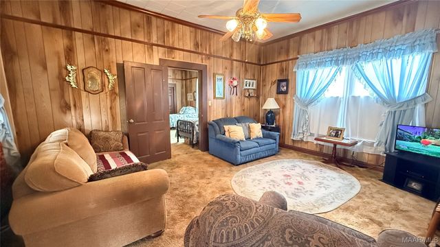 204 Ashurst Avenue, Tallassee, AL 36078