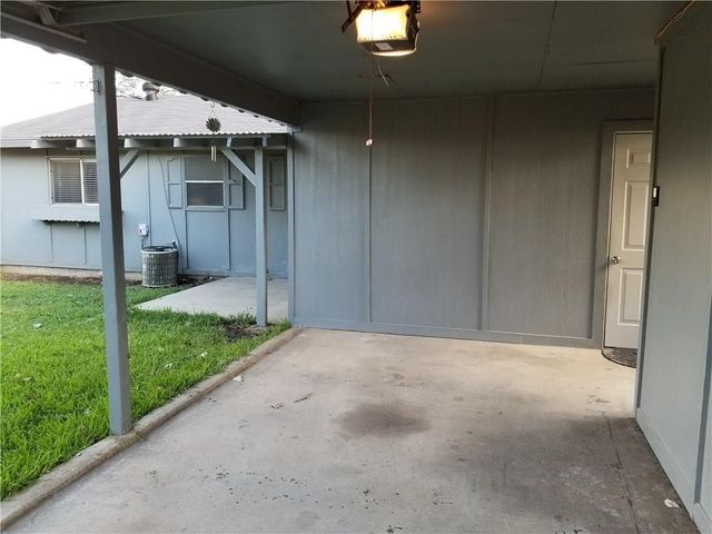 933 Meadow Mead Drive, Allen, TX 75002