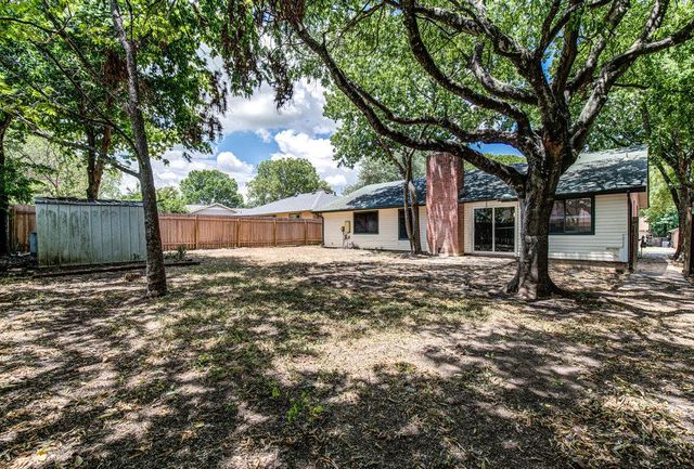 10105 Woodland Village DR, Austin, TX 78750