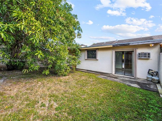 10832 SW 146th Pl, Miami, FL 33186