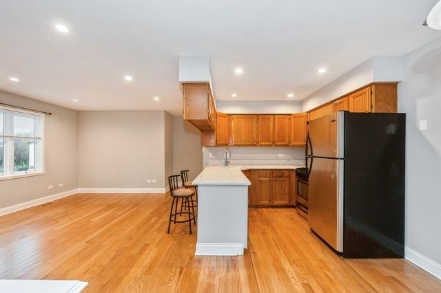 608 Inverrary Lane 608, Deerfield, IL 60015