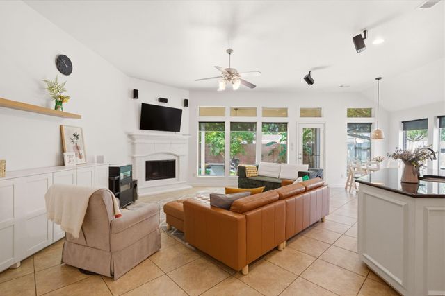 13416 Moonlit Lake Lane, Pearland, TX 77584