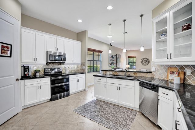 7276 NW 112th Way, Parkland, FL 33076
