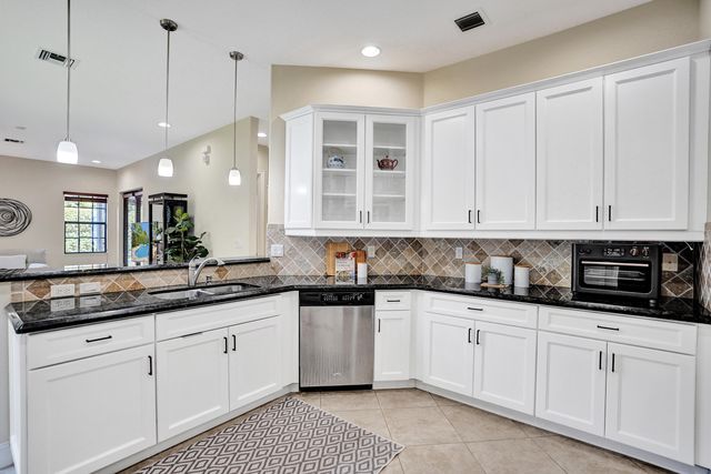 7276 NW 112th Way, Parkland, FL 33076