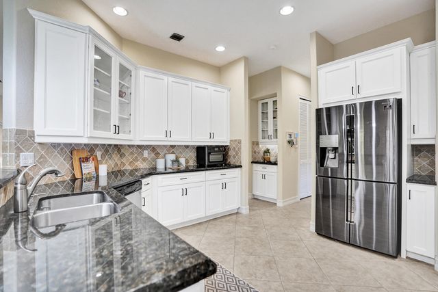 7276 NW 112th Way, Parkland, FL 33076