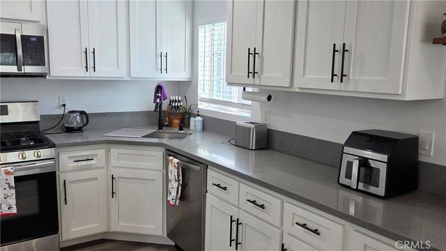 3020 Oregon Avenue, Long Beach, CA 90806