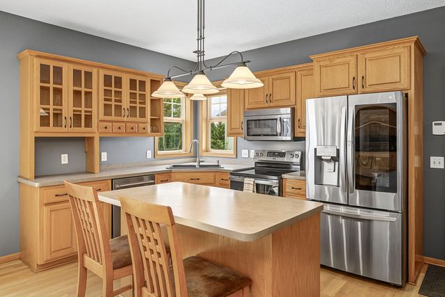 17452 Goodland Path, Lakeville, MN 55044