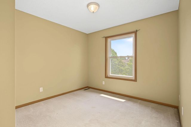 17452 Goodland Path, Lakeville, MN 55044