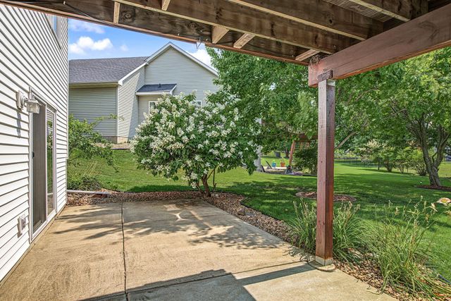 17452 Goodland Path, Lakeville, MN 55044