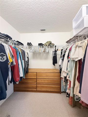 8415 CANTERBURY LAKE BOULEVARD, Tampa, FL 33619