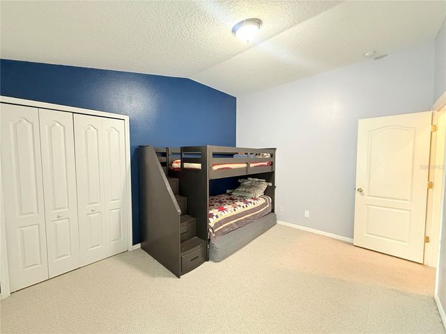 8415 CANTERBURY LAKE BOULEVARD, Tampa, FL 33619