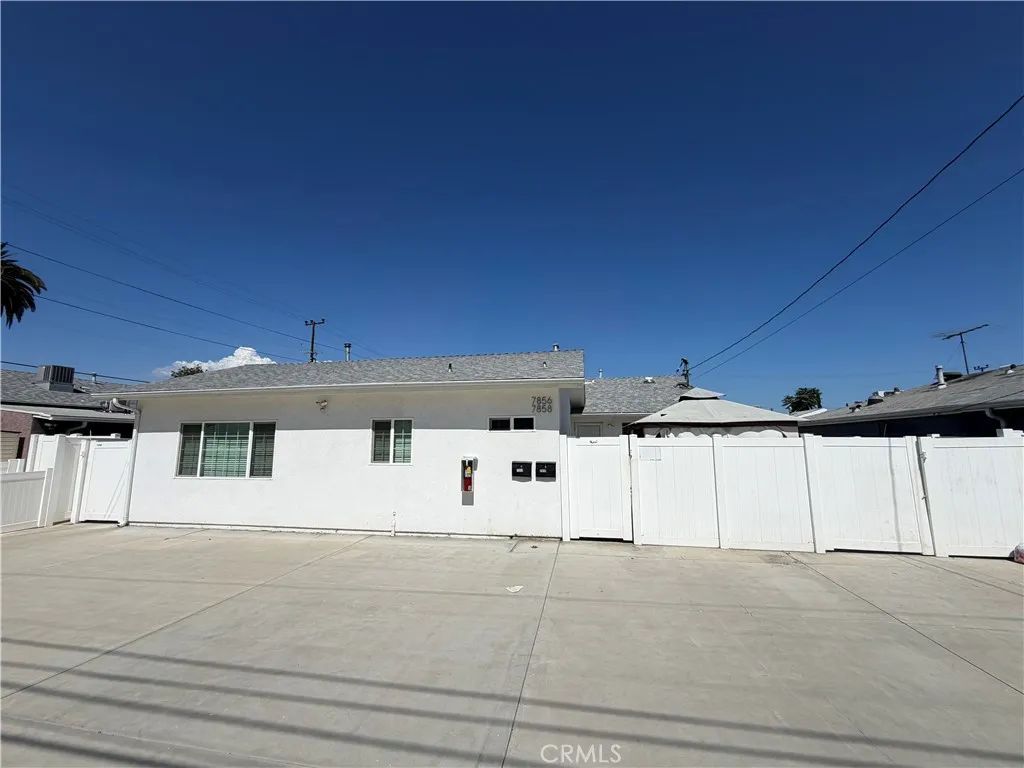 7856 Ledge, Sun Valley, CA 91352