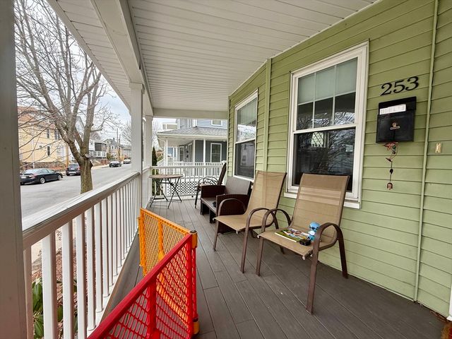 253 Brown St. 1, Waltham, MA 02453