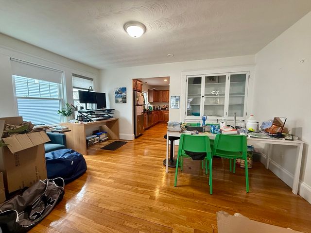 253 Brown St. 1, Waltham, MA 02453