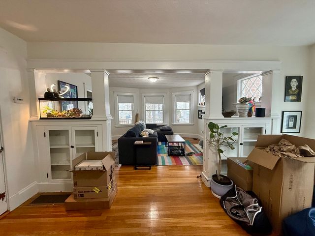 253 Brown St. 1, Waltham, MA 02453