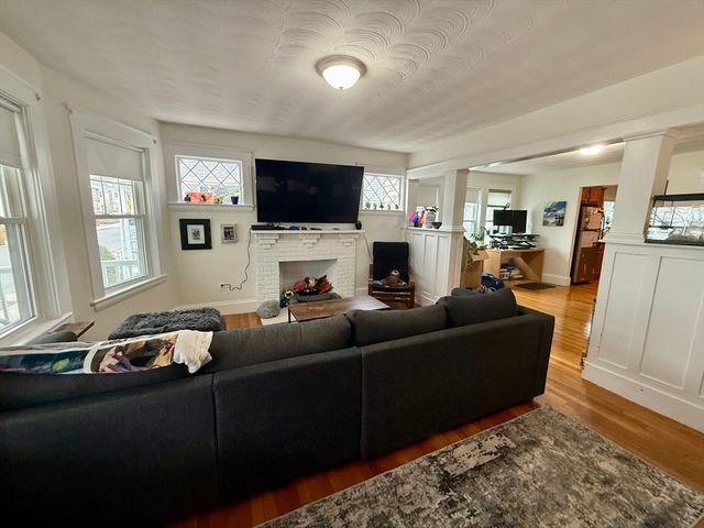 253 Brown St. 1, Waltham, MA 02453