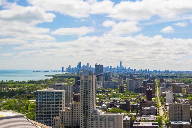 5415 N SHERIDAN Road 4412, Chicago, IL 60640