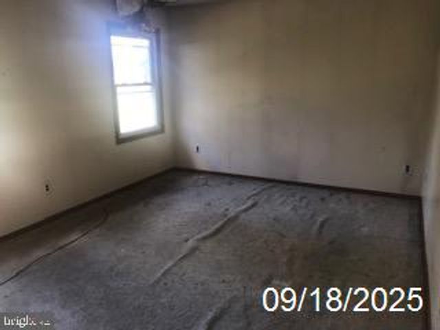 490 FRANKLINVILLE RD, Mullica Hill, NJ 08062
