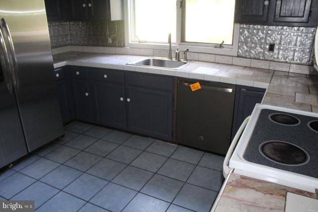 490 FRANKLINVILLE RD, Mullica Hill, NJ 08062