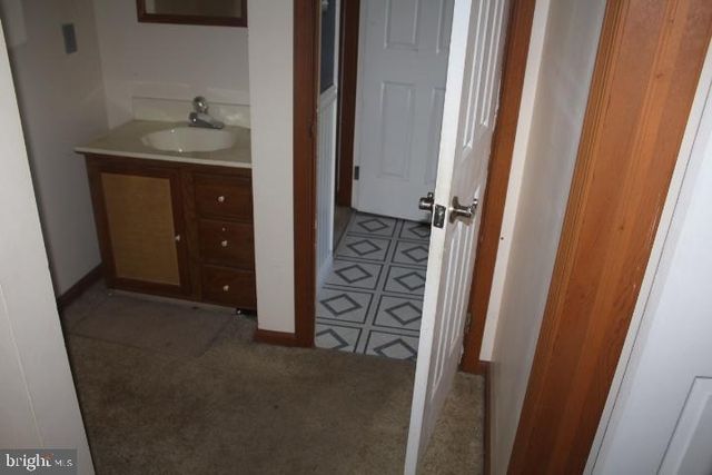 490 FRANKLINVILLE RD, Mullica Hill, NJ 08062