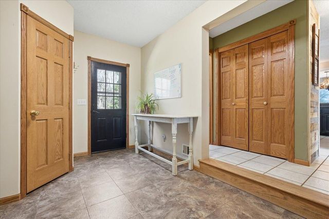 1226 Old Mill Road, New Richmond, WI 54017