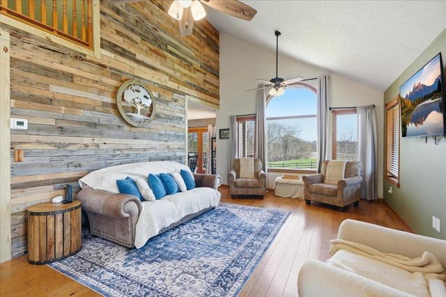 1226 Old Mill Road, New Richmond, WI 54017