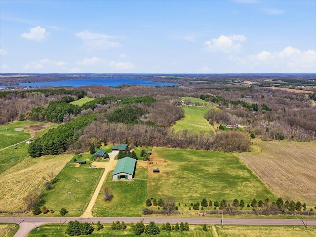 1226 Old Mill Road, New Richmond, WI 54017