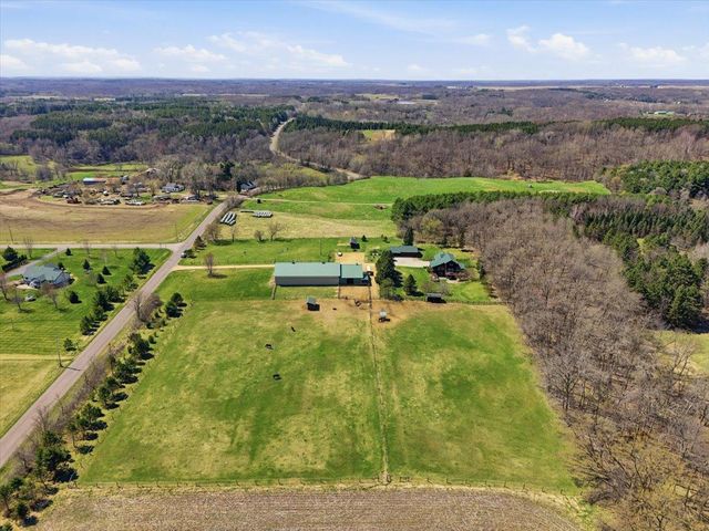 1226 Old Mill Road, New Richmond, WI 54017