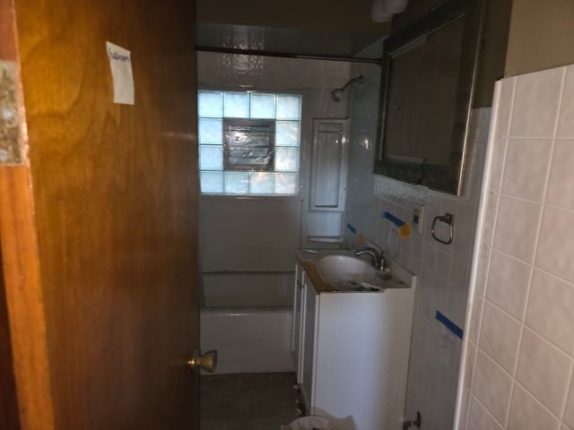 509 W 123rd Street, Chicago, IL 60628