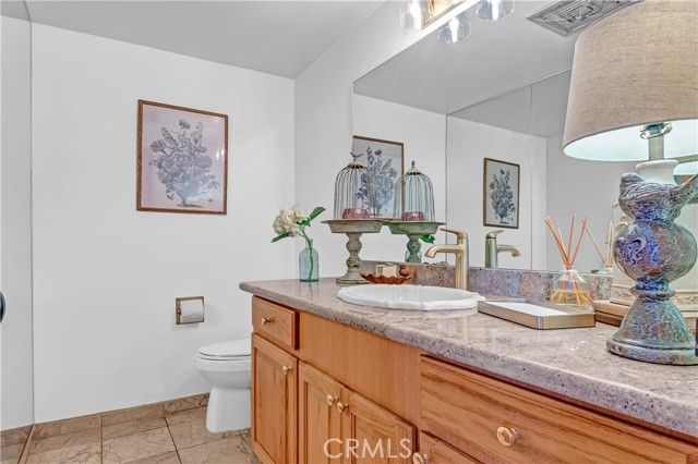 9929 Park St, Bellflower, CA 90706