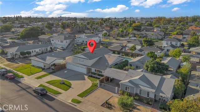 9929 Park St, Bellflower, CA 90706