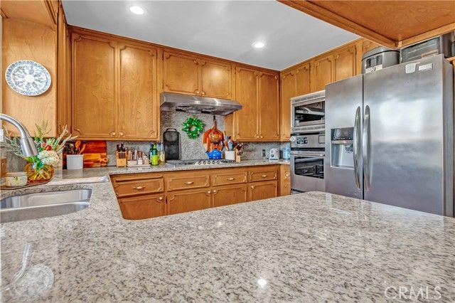 9929 Park St, Bellflower, CA 90706