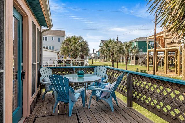 13002 Buccaneer Parkway, Freeport, TX 77541