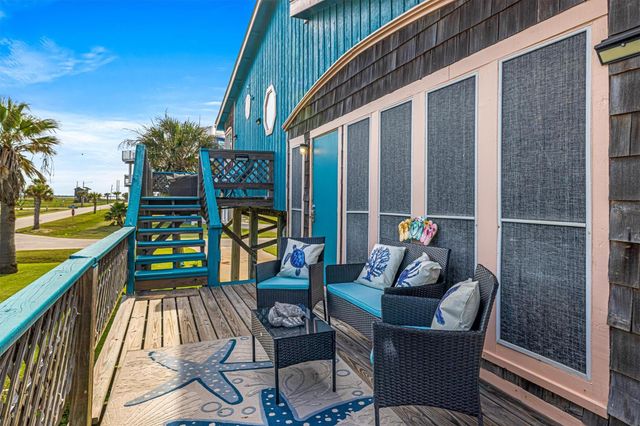 13002 Buccaneer Parkway, Freeport, TX 77541