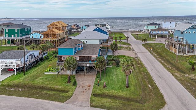 13002 Buccaneer Parkway, Freeport, TX 77541