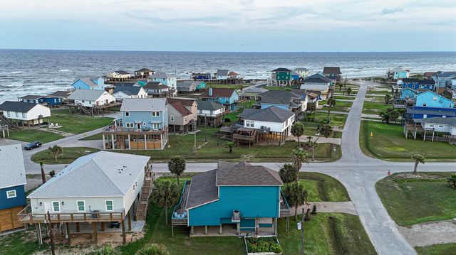 13002 Buccaneer Parkway, Freeport, TX 77541