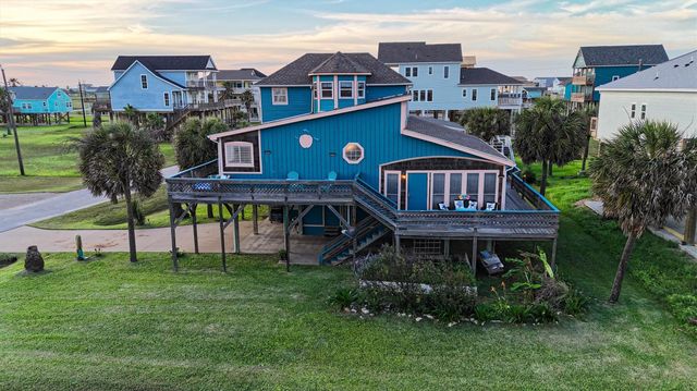 13002 Buccaneer Parkway, Freeport, TX 77541