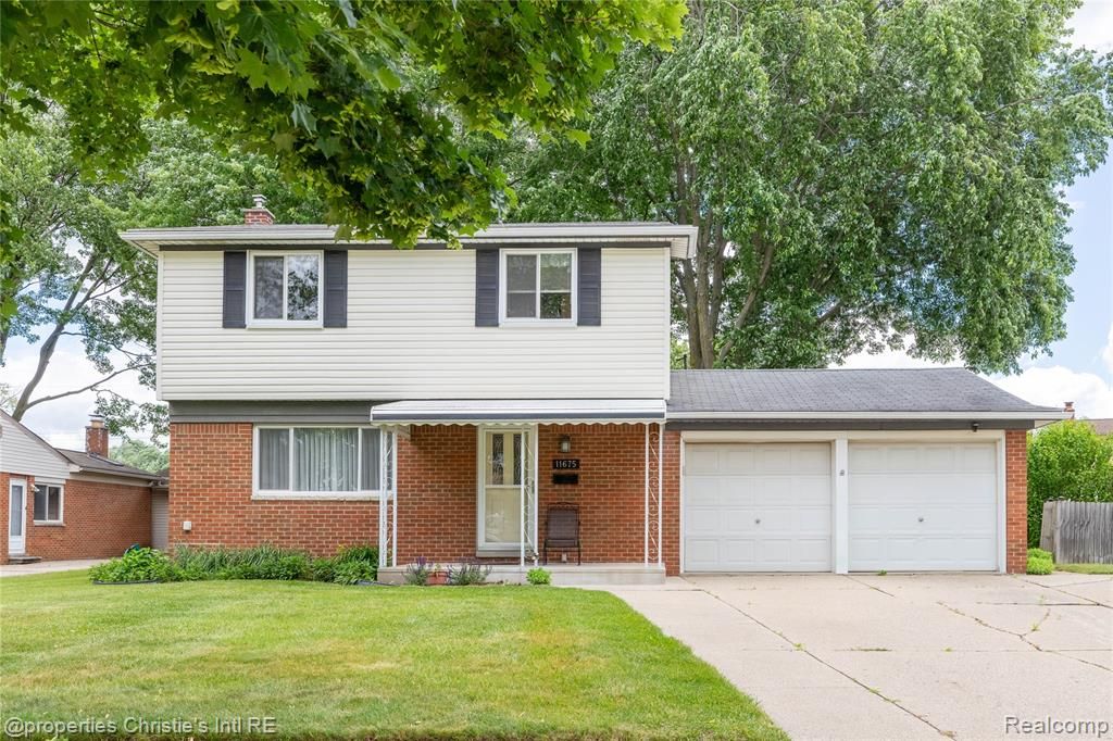 11675 Monsbrook Court, Sterling Heights, MI 48312