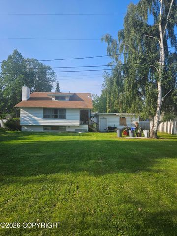 724 W 72nd Avenue, Anchorage, AK 99518