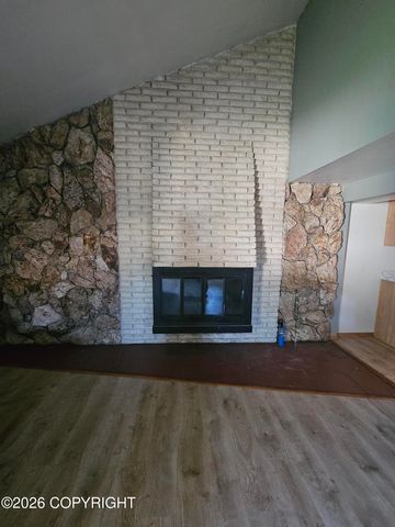 724 W 72nd Avenue, Anchorage, AK 99518