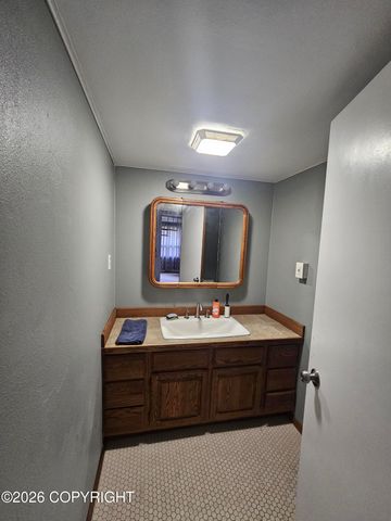 724 W 72nd Avenue, Anchorage, AK 99518