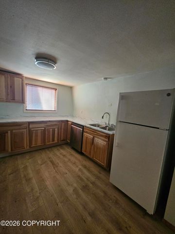 724 W 72nd Avenue, Anchorage, AK 99518