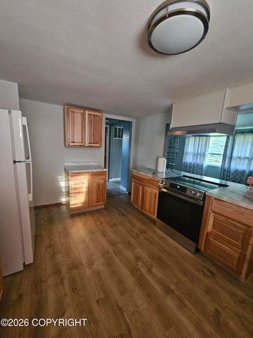 724 W 72nd Avenue, Anchorage, AK 99518